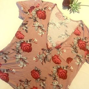 Wishful Park deep v pocket tee